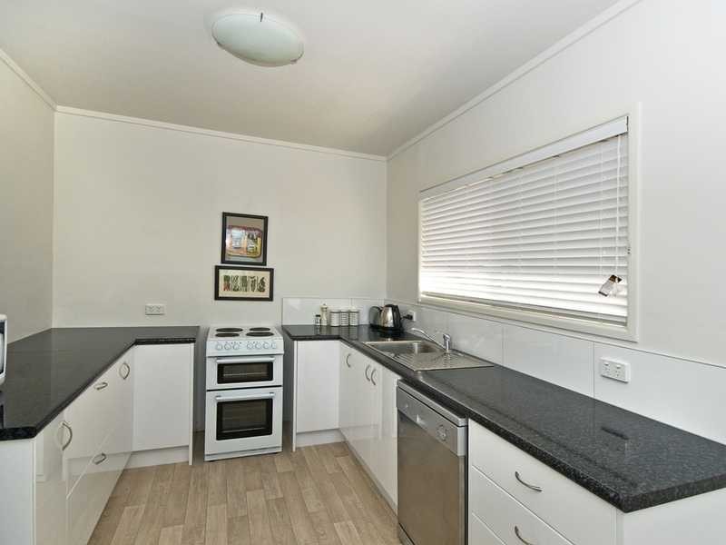 712 Pacific Parade, Currumbin QLD 4223