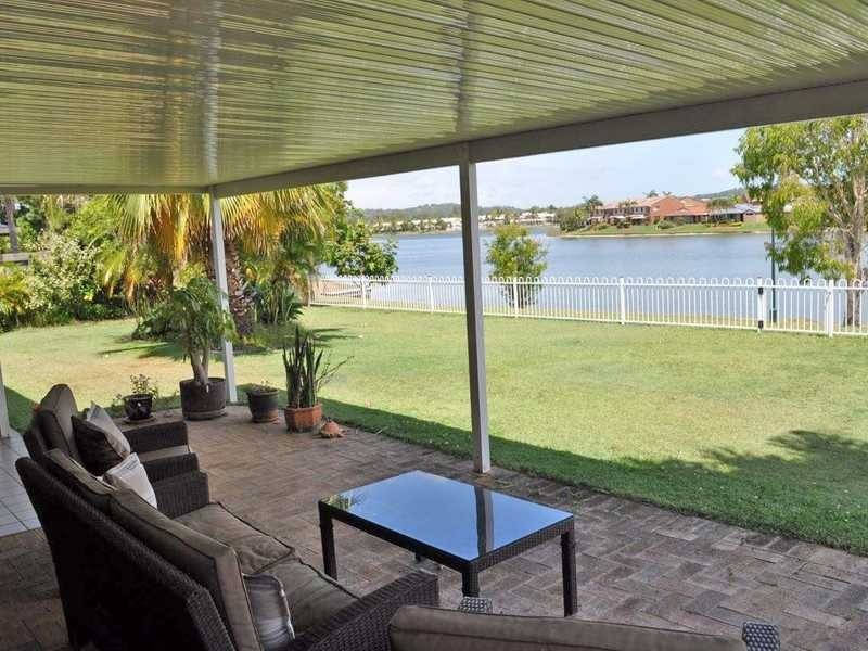 127 Murtha Drive, Elanora QLD 4221