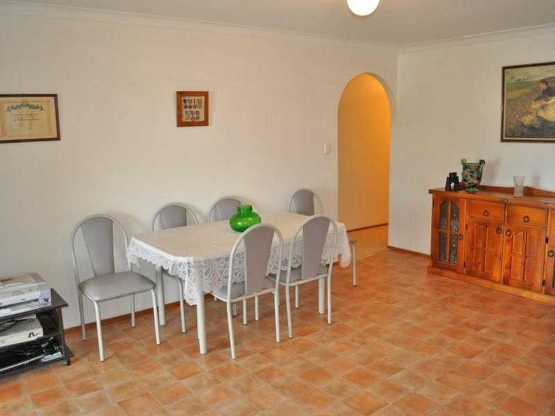 127 Murtha Drive, Elanora QLD 4221