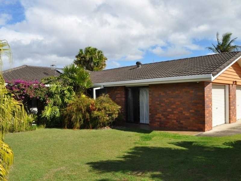 127 Murtha Drive, Elanora QLD 4221