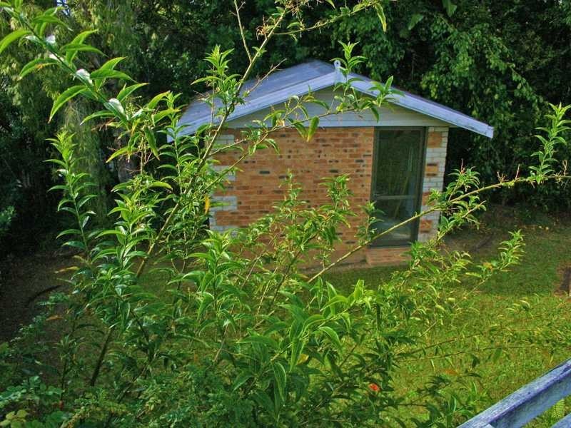 39 Whitian Drive, Carrara QLD 4211