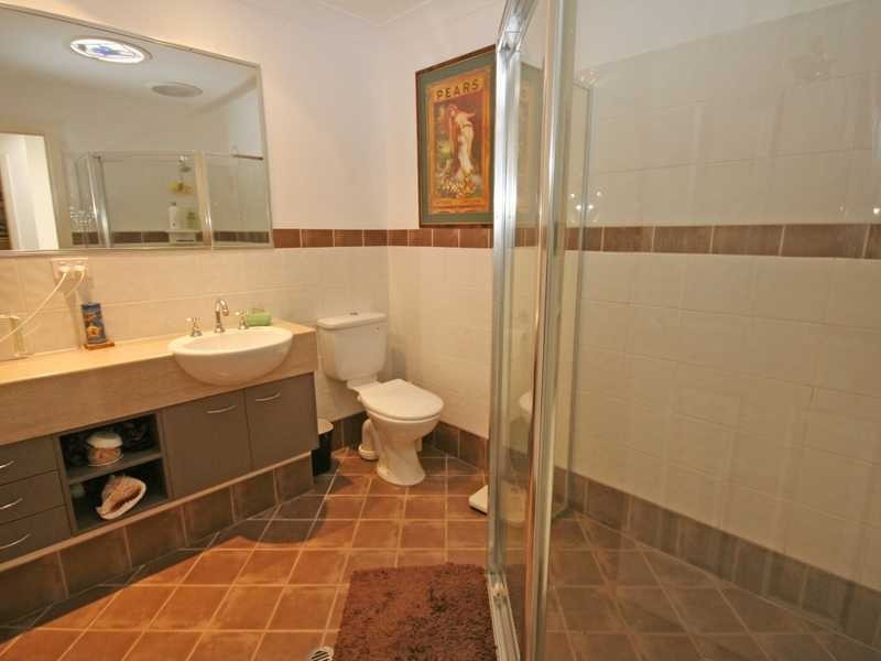 2/33 Hillcrest Avenue, Tugun QLD 4224