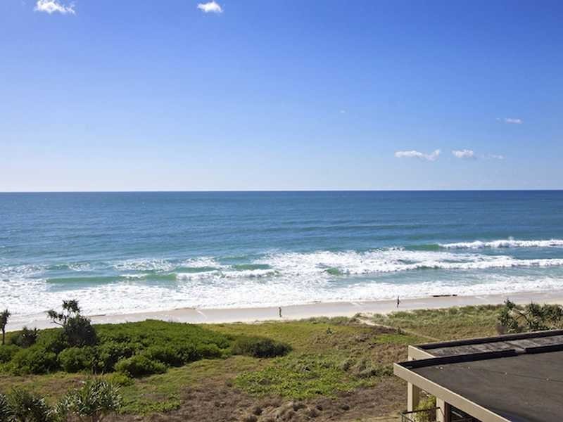 Palm Beach QLD 4221