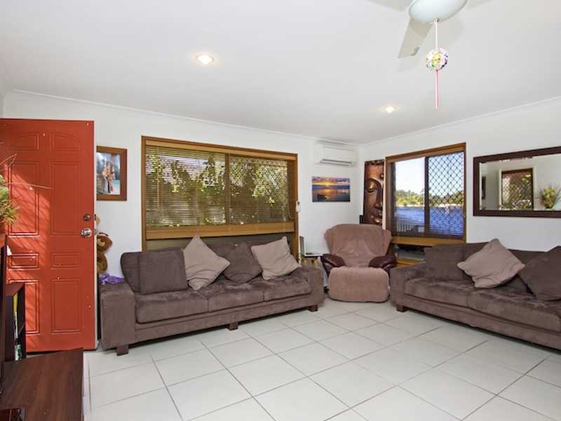Elanora QLD 4221