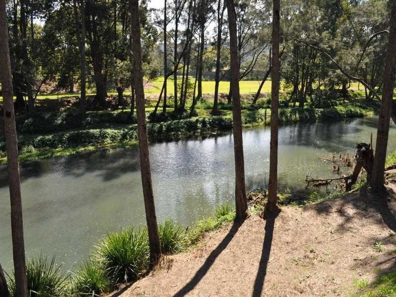 14 Benaroon Court, Tallebudgera QLD 4228