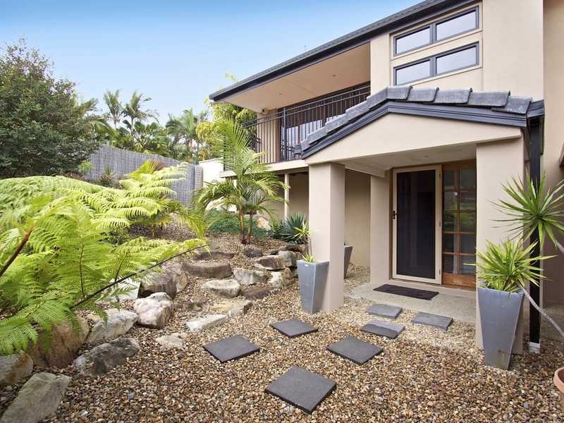 18 Darnel Street, Elanora QLD 4221
