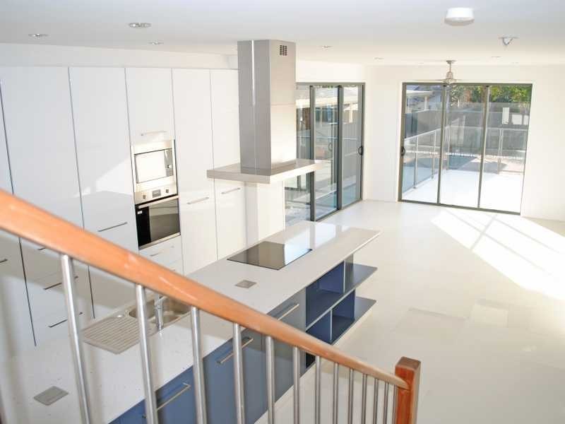 57 Fifth Avenue, Palm Beach QLD 4221