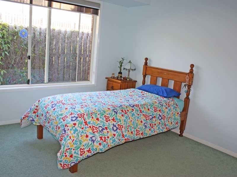 18 Hibertia Avenue, Elanora QLD 4221
