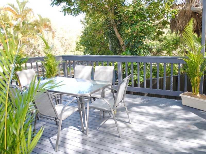 32 Mainsail Street, Currumbin Waters QLD 4223