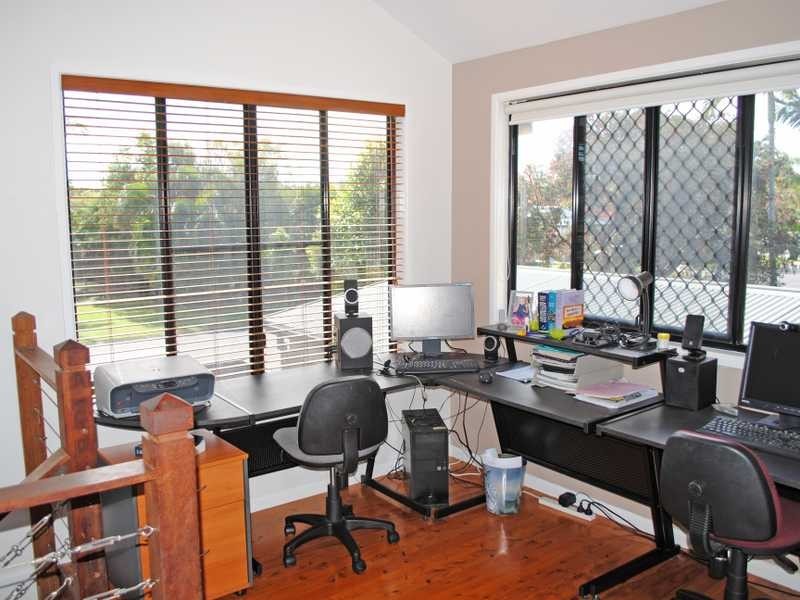 32 Mainsail Street, Currumbin Waters QLD 4223