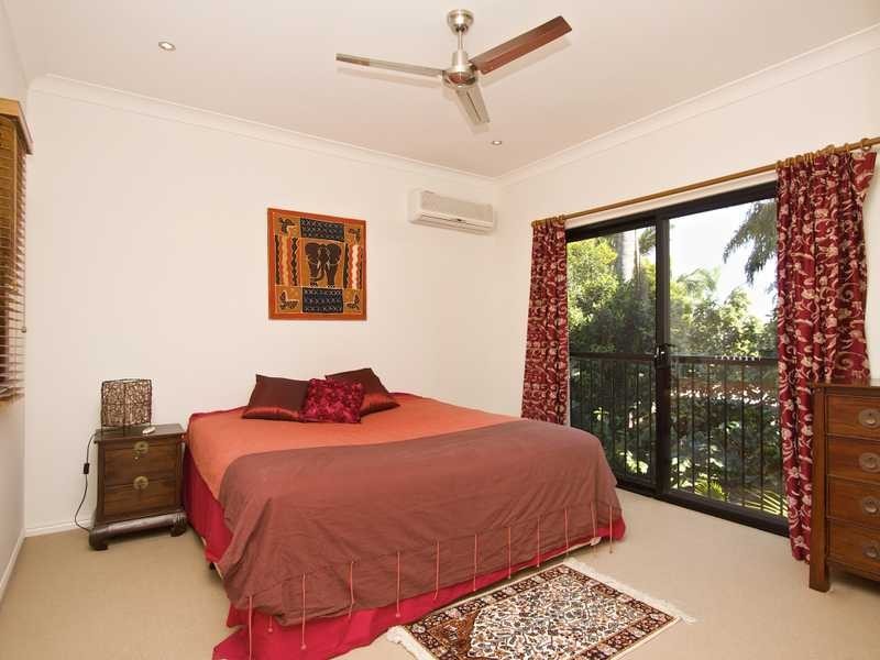 2/65 Fifth Avenue, Palm Beach QLD 4221