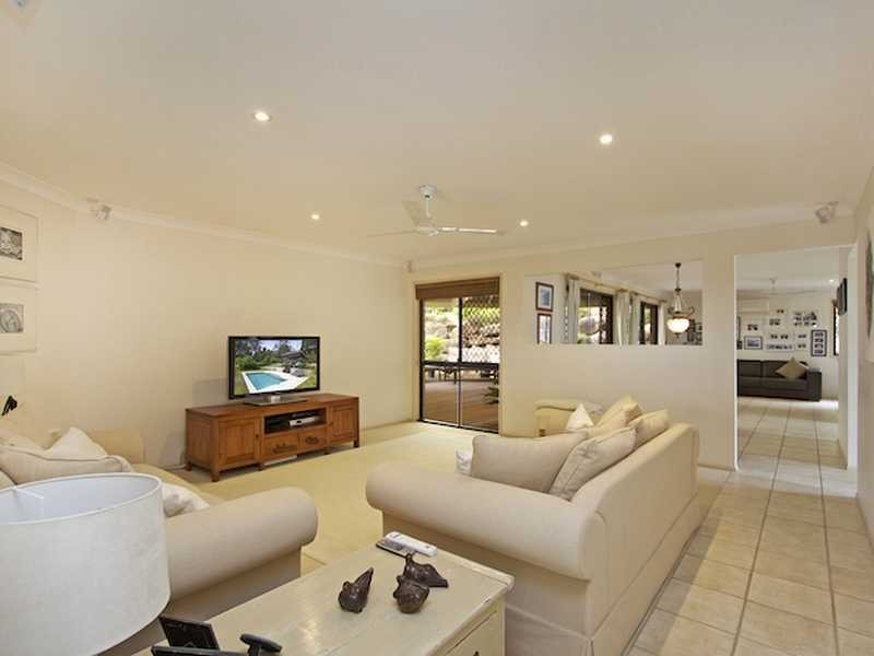 59 Tipuana Drive, Elanora QLD 4221