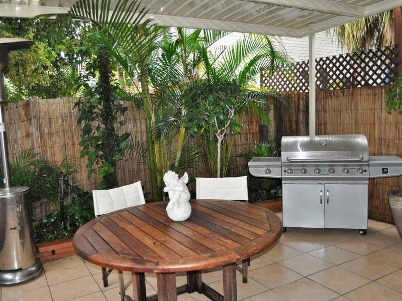 6/7 Cupania Place, Elanora QLD 4221