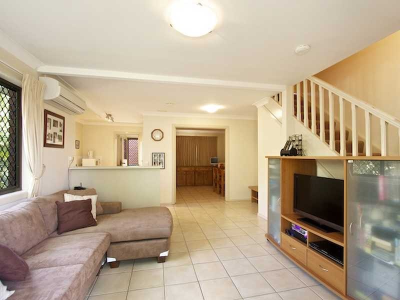 3/9 Daisy Street, Elanora QLD 4221