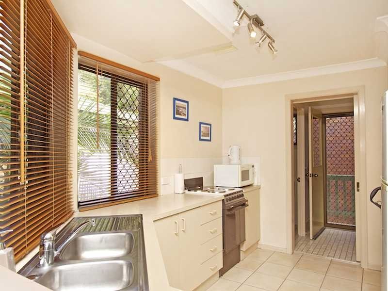 3/9 Daisy Street, Elanora QLD 4221