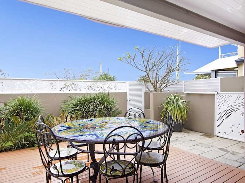 824 Pacific Parade, Currumbin QLD 4223