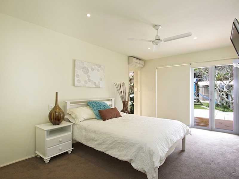 824 Pacific Parade, Currumbin QLD 4223