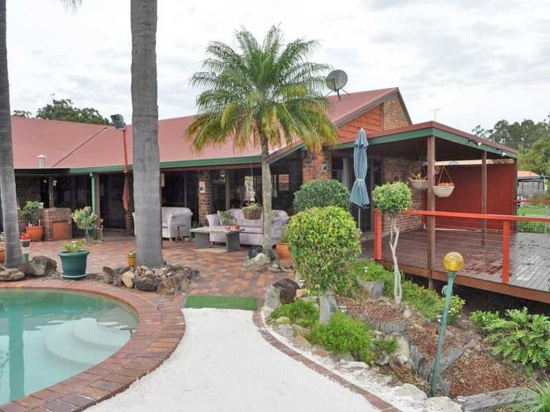 8 Chauvel Court, Currumbin Waters QLD 4223