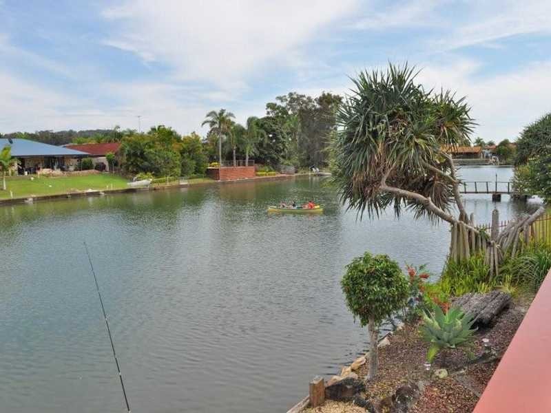 8 Chauvel Court, Currumbin Waters QLD 4223