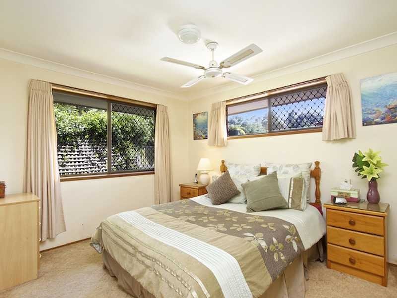 29 Mallawa Drive, Palm Beach QLD 4221