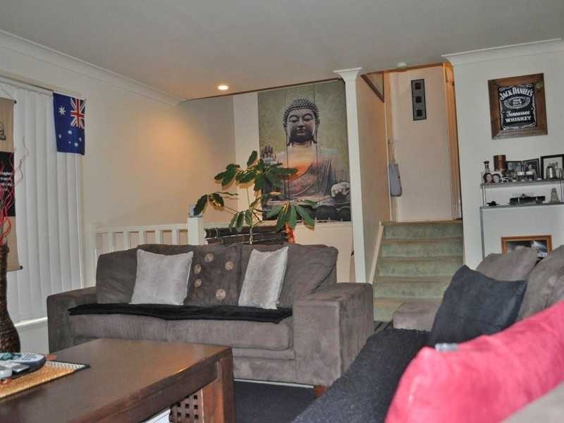 6/31 Simpsons Road, Elanora QLD 4221