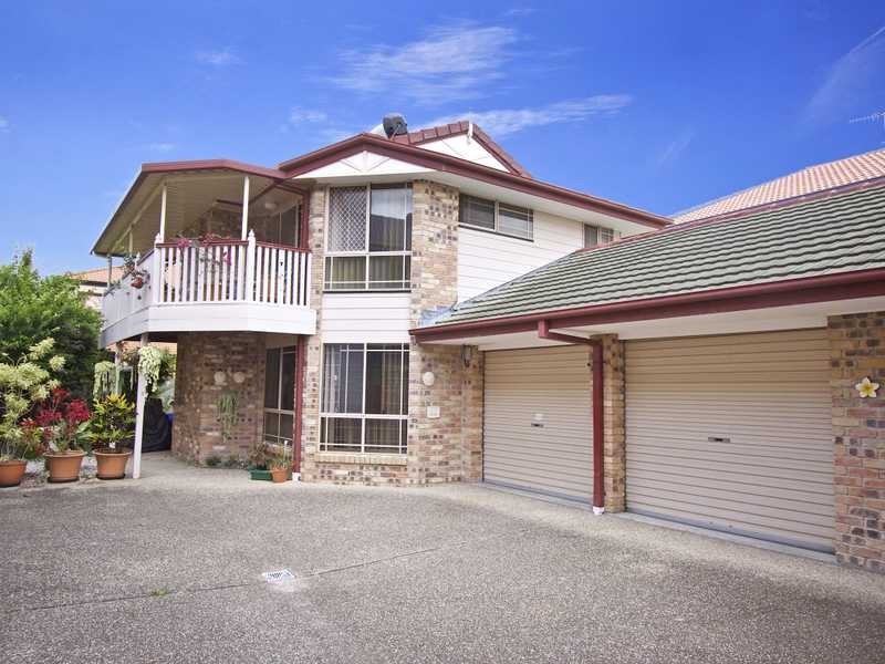 2/66 Third Avenue, Palm Beach QLD 4221