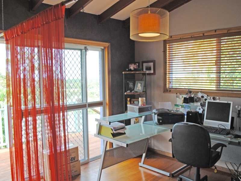 20 Jandakot Court, Elanora QLD 4221