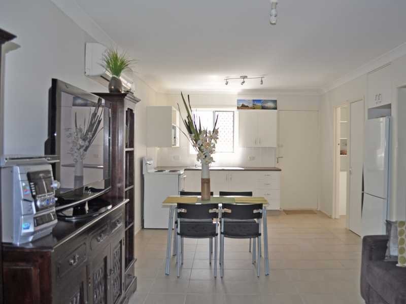 Unit 4/58 Sarawak Avenue, Palm Beach QLD 4221