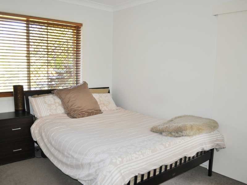 Unit 4/58 Sarawak Avenue, Palm Beach QLD 4221