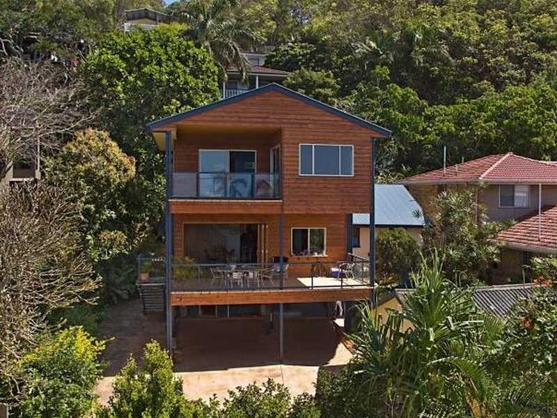 810 Pacific Parade, Currumbin QLD 4223