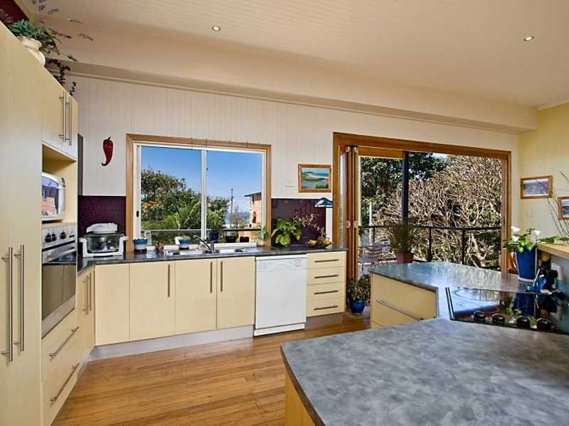 810 Pacific Parade, Currumbin QLD 4223
