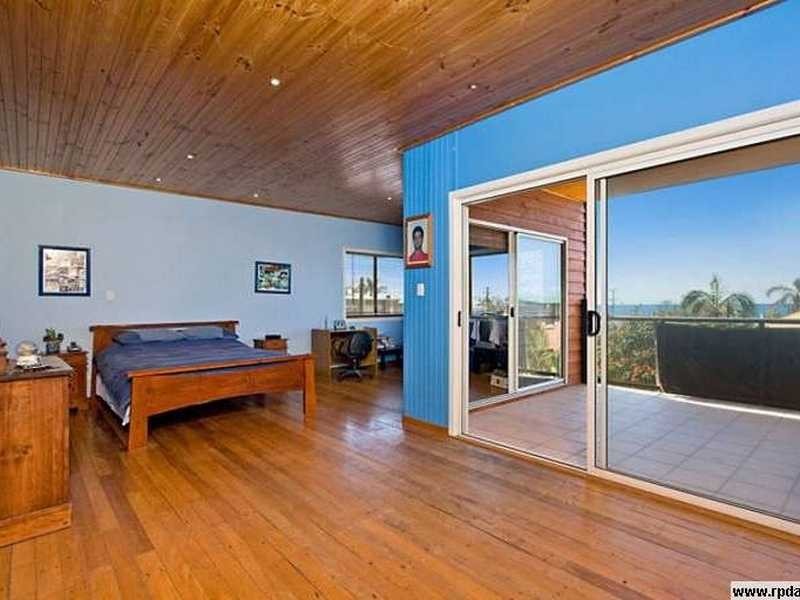 810 Pacific Parade, Currumbin QLD 4223