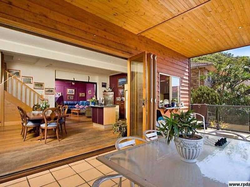 810 Pacific Parade, Currumbin QLD 4223