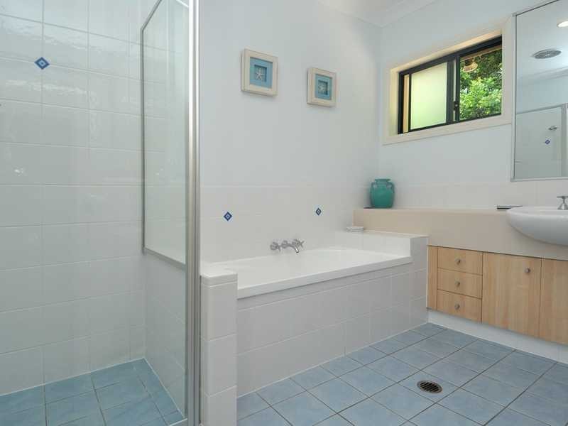 36 Domain Road, Currumbin QLD 4223