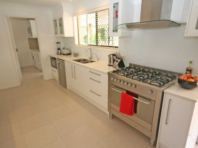 225 Mallawa Drive, Palm Beach QLD 4221