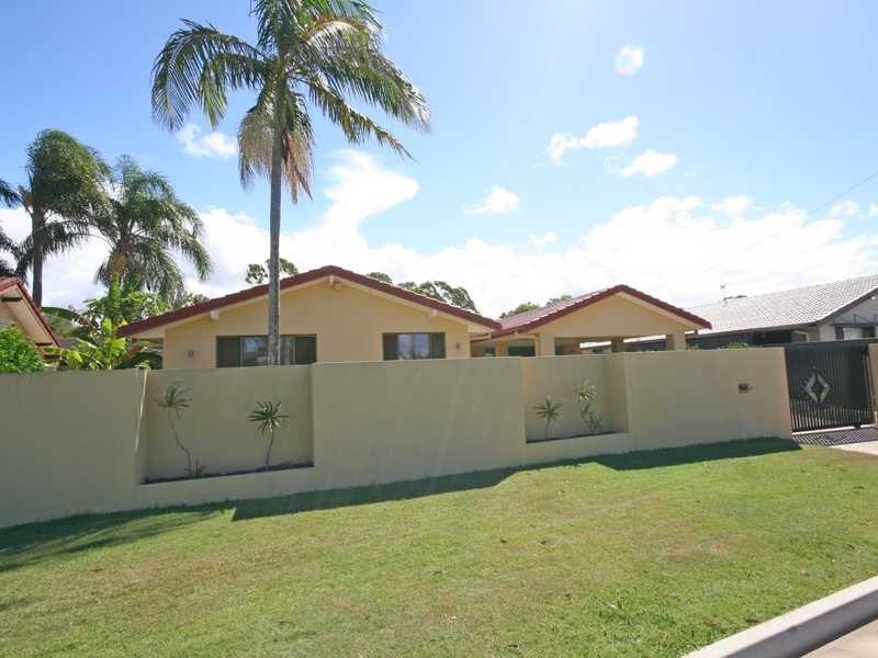 225 Mallawa Drive, Palm Beach QLD 4221