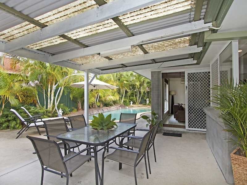 135 Bienvenue Drive, Currumbin Waters QLD 4223