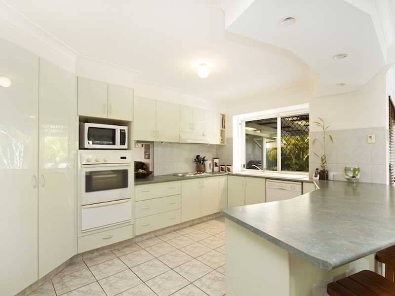 135 Bienvenue Drive, Currumbin Waters QLD 4223