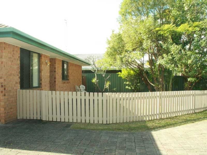 4/63 Darnel Street, Elanora QLD 4221