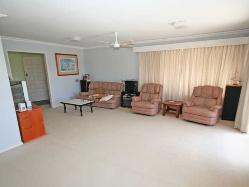 174 Mallawa Drive, Palm Beach QLD 4221