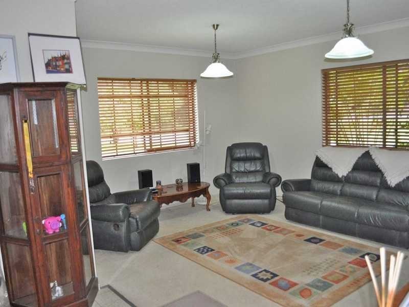 17 Tierney Drive, Currumbin Waters QLD 4223