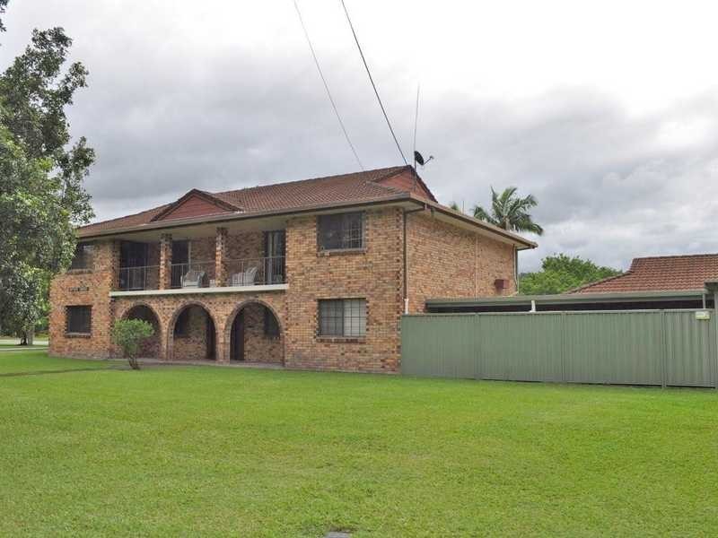 17 Tierney Drive, Currumbin Waters QLD 4223