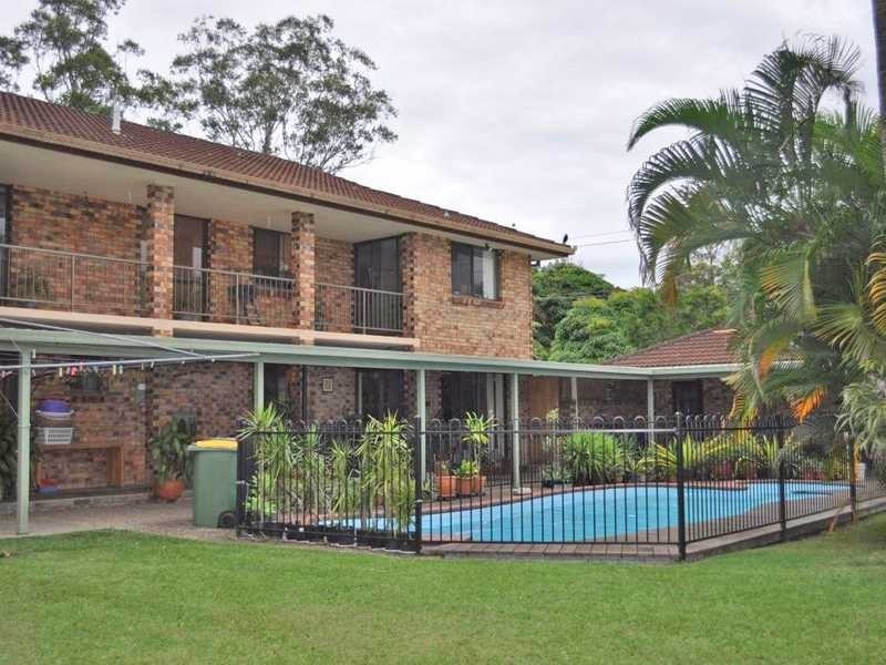 17 Tierney Drive, Currumbin Waters QLD 4223