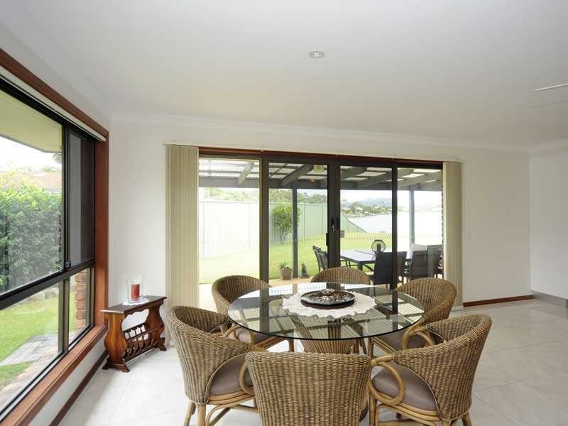 35 Angelica Street, Elanora QLD 4221