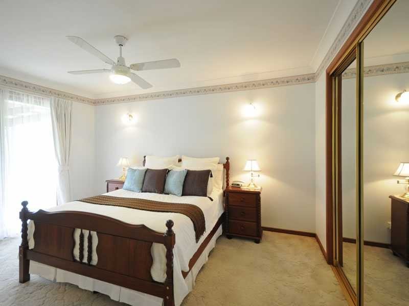 35 Angelica Street, Elanora QLD 4221