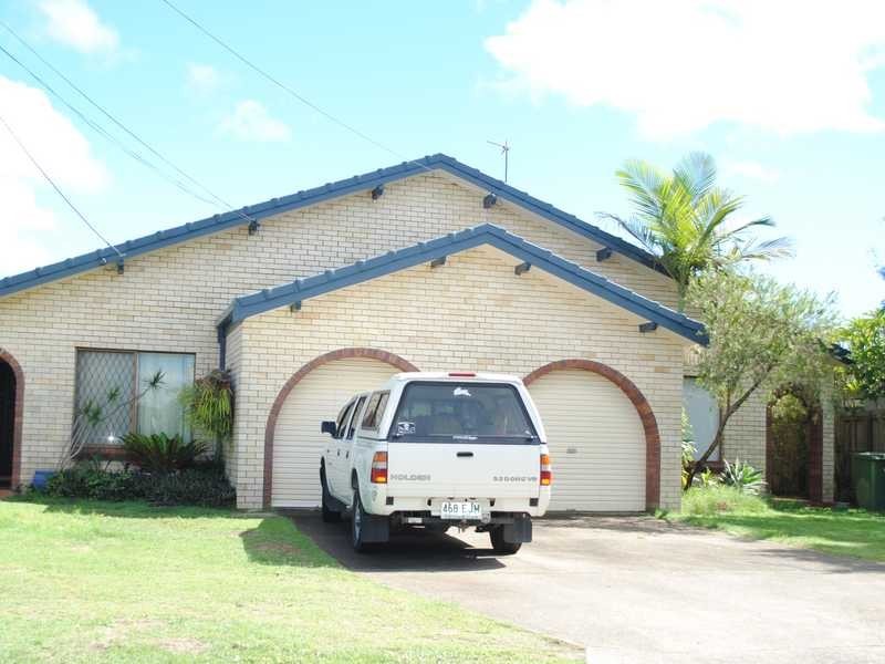 1/3 Barracuda Court, Palm Beach QLD 4221