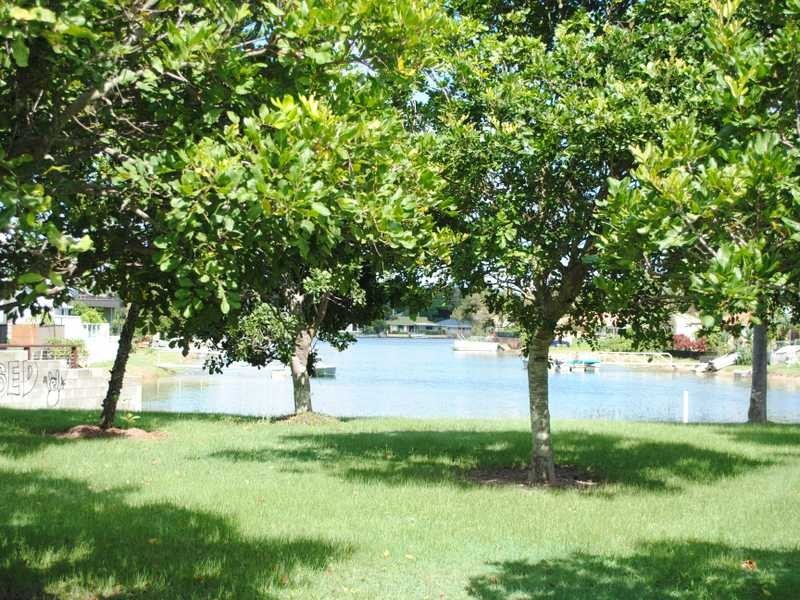 1/3 Barracuda Court, Palm Beach QLD 4221