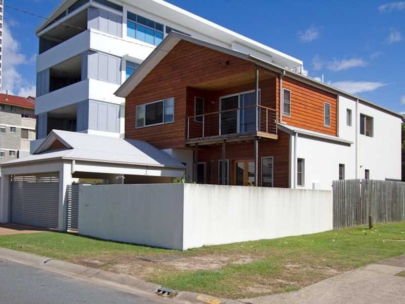 22 Jefferson Lane, Palm Beach QLD 4221