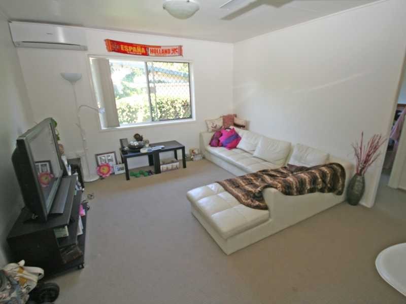 2/22 Twenty Seventh Avenue, Palm Beach QLD 4221