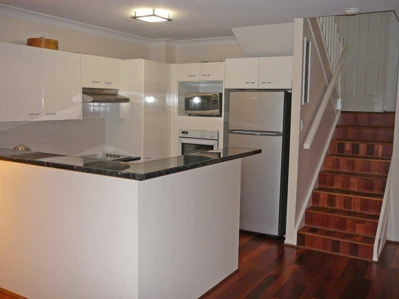 Elanora QLD 4221